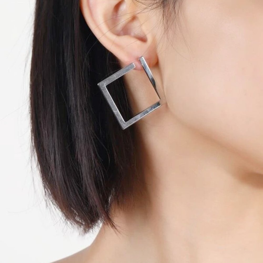 NEW Silver‎ Square Hoop Fashion Earrings